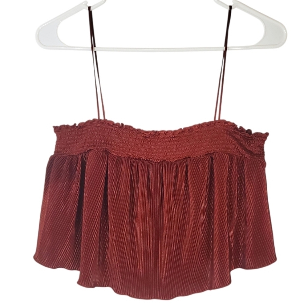 2351 * Urban Outfitters Out From Under Rust Pleated Smocked Crop Tank Size M